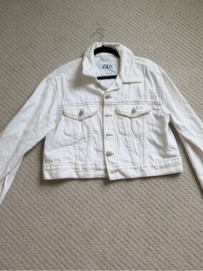 ZARA Off-White Cropped Denim Jacket with extra long sleeves